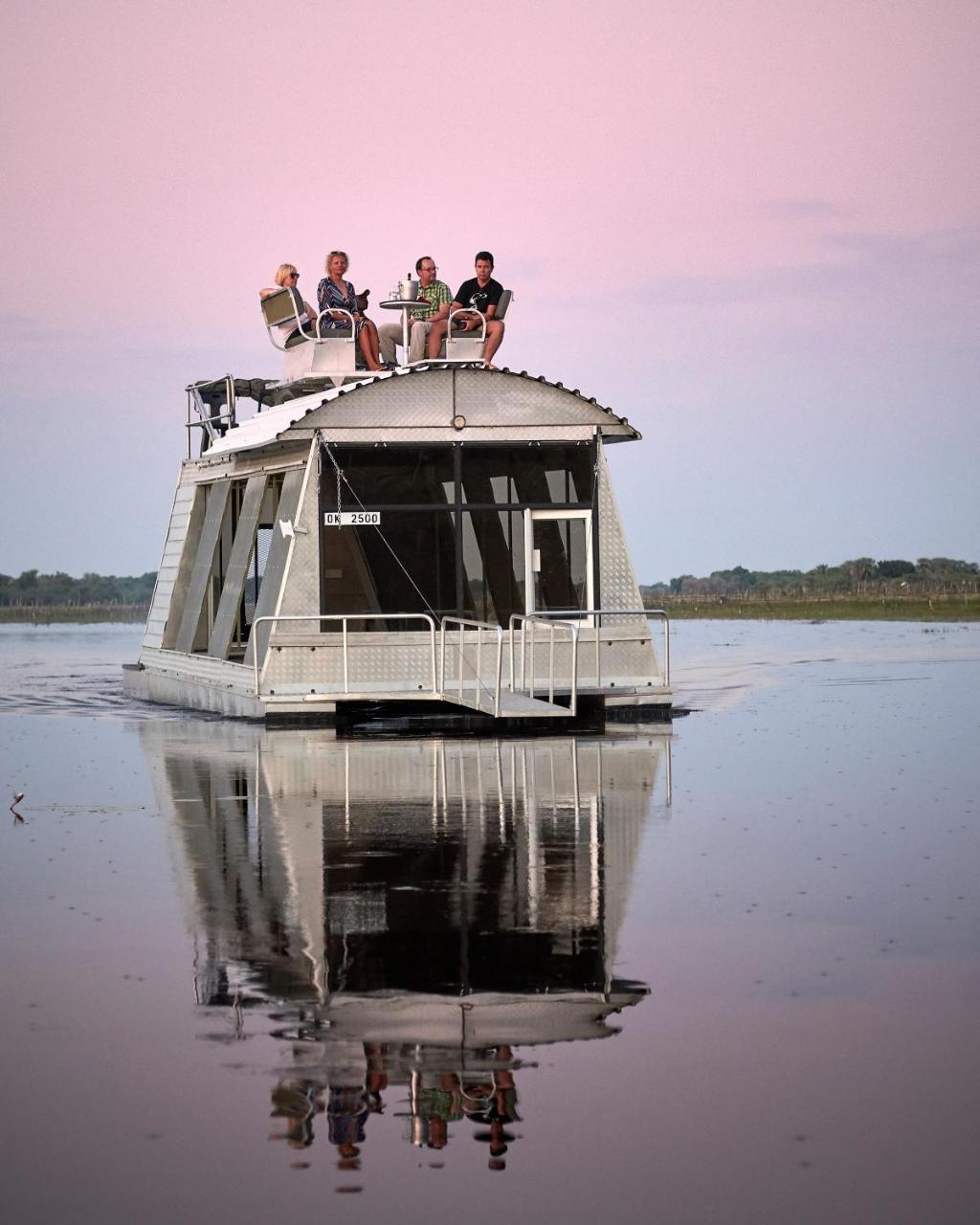 Thamalakane River Lodge Maun Exterior photo